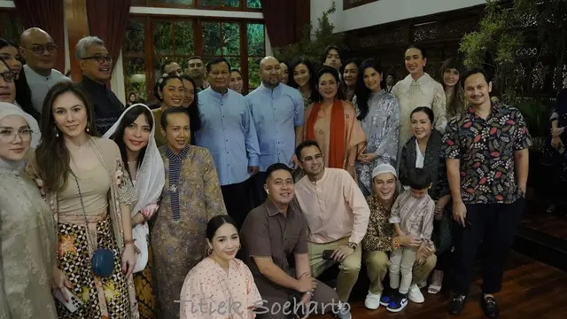Pesona Anggun Titiek Soeharto di Ramadan Terakhir 2024 yang Dikelilingi Para Srikandi, Mulai dari Nagita Salvina hingga Annisa Pohan
