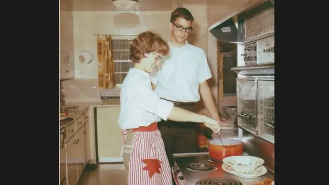 [Bintang] Putus karena Tak Disetujui Ayah, Akhirnya Pasangan Ini Menikah Usai 50 Tahun Berpisah