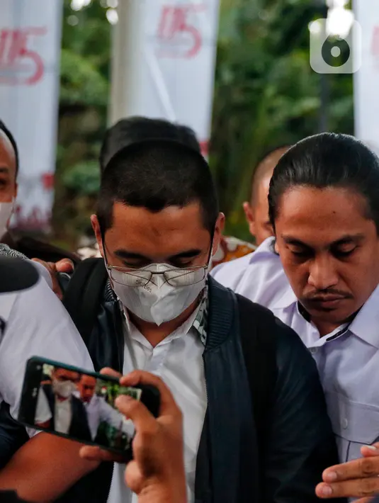 Sejauh ini, KPK belum memberikan alasan mengapa tidak menahan kedua tersangka kasus pengurusan perkara di MA tersebut.  (Liputan6.com/Angga Yuniar)