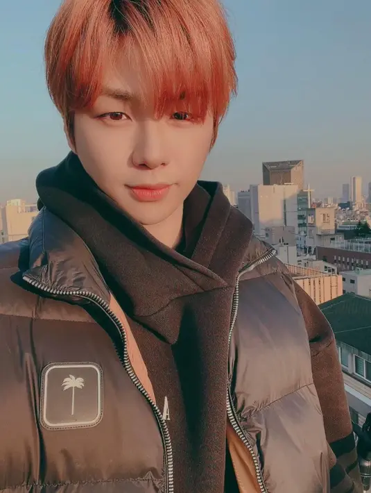 Membuktikan popularitasnya, Kang Daniel pernah memecahkan rekor genuine world di tahun 2019 dengan mendulang followers sebanyak satu juta dalam kurun waktu 11 jam 36 menit. (FOTO: instagram.com/daniel.k.here/)