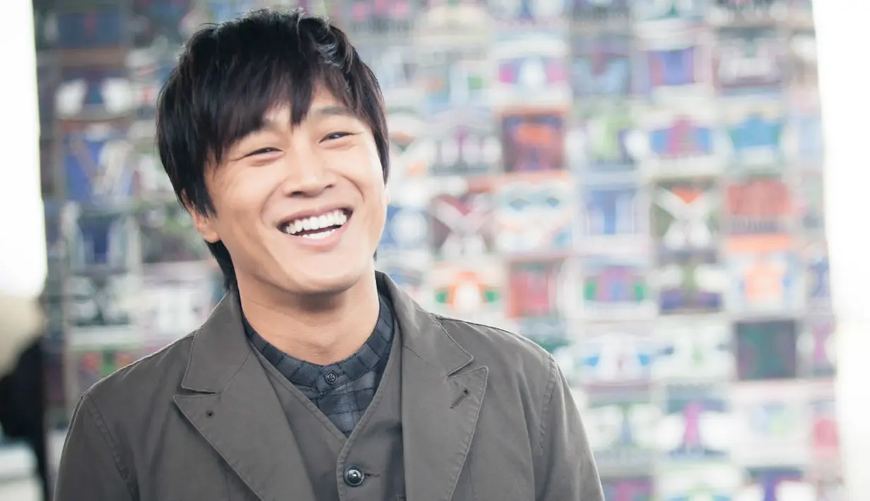 Cha Tae Hyun tercatat pernah memberikan para staff-nya berupa emas seberat 8 gram. (Foto: Soompi.com)