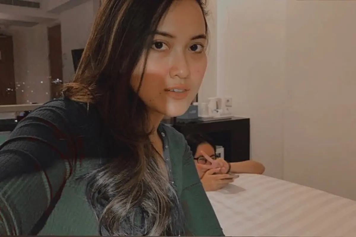6 Potret Pedangdut Meggy Diaz Tanpa Makeup, Tetap Menawan
