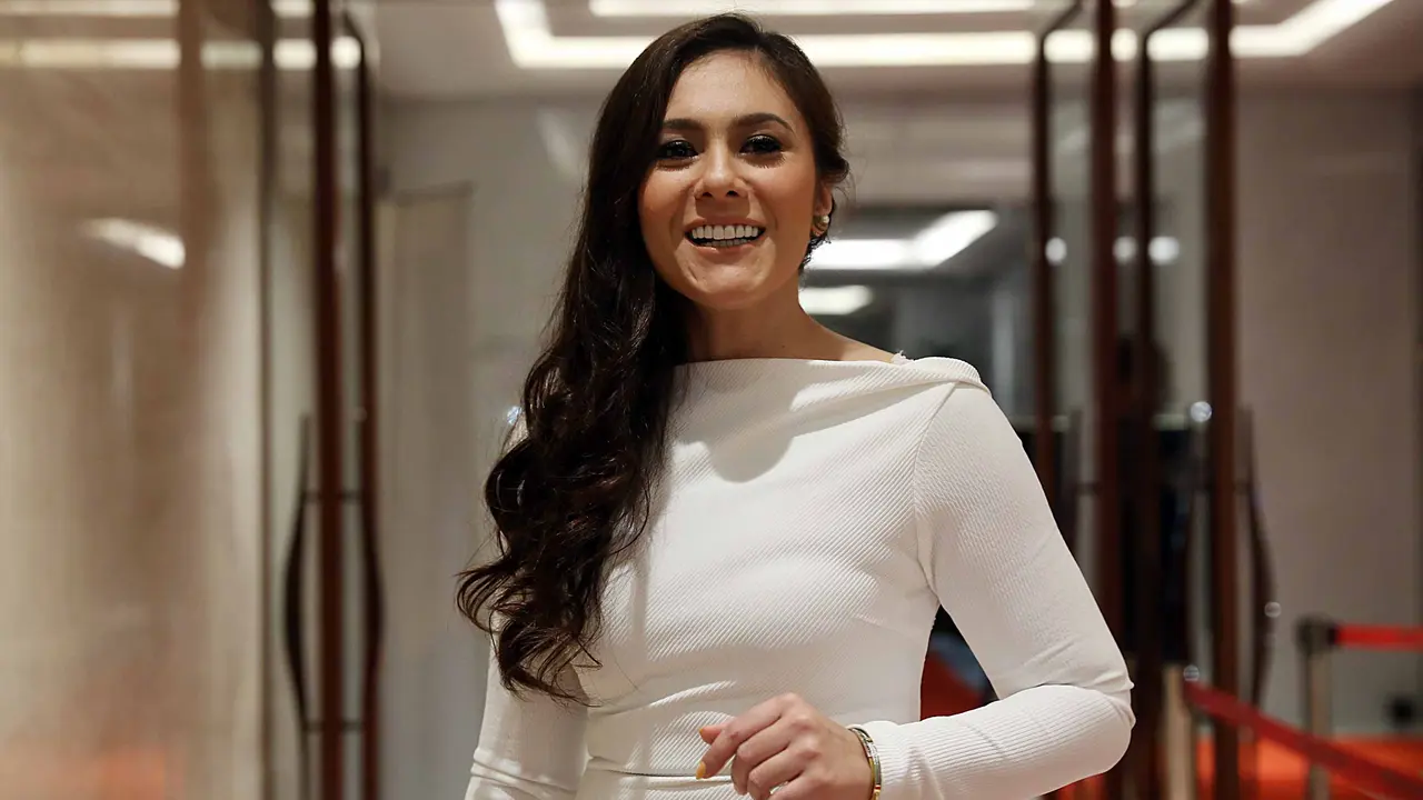 [Bintang] Wulan Guritno