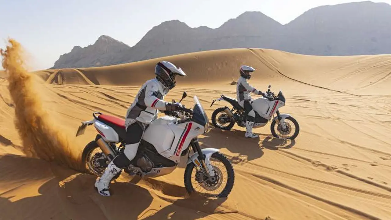 Desert X, Motor Petualang Ducati (paultan)
