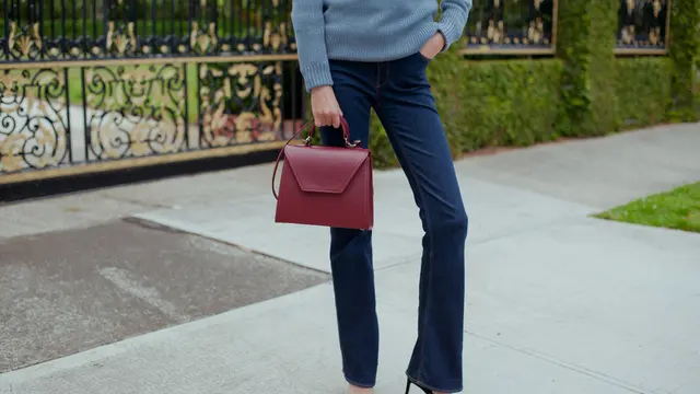 Tips Memilih Sepatu yang Cocok dengan Bentuk Kaki Kamu