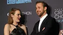 Usai mengenal dan bekerjasama selama bertahun-tahun, Emma Stone dan Ryan Gosling memang miliki hubungan yang dekat. (Frazer Harrison / GETTY IMAGES NORTH AMERICA / AFP)