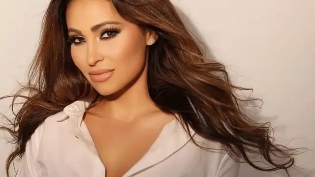 Pengunduran Diri Beruntun Ratu Kecantikan USA Menyibak Gunung Es Pageant Amerika Serikat