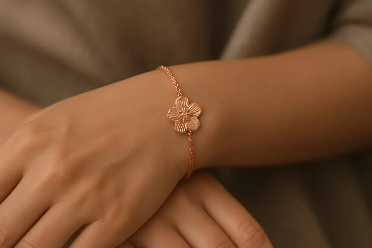 Model Gelang Rose Gold Minimalis