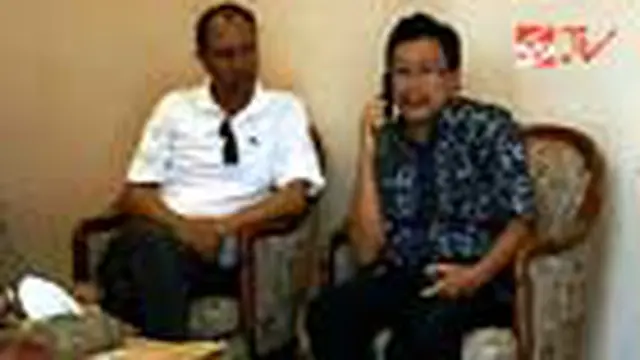 Keluarga Menunggu Jenazah Wilson Joshua