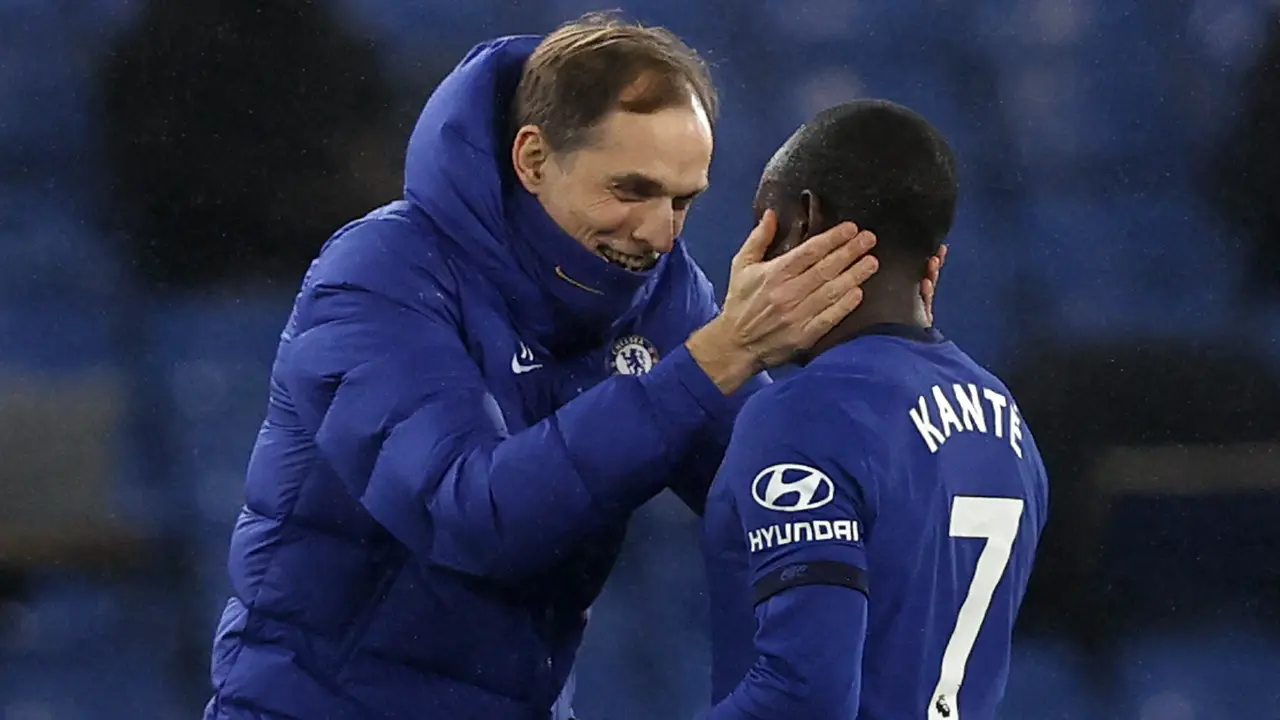 FOTO: Awas Pep, N'golo Kante Ada Dimana-mana