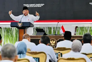 Presiden Prabowo Subianto menegaskan komitmennya menjalankan politik persatuan nasional dengan merangkul seluruh kekuatan di tengah perbedaan.