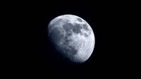 ilustrasi bulan. (iStockphoto)