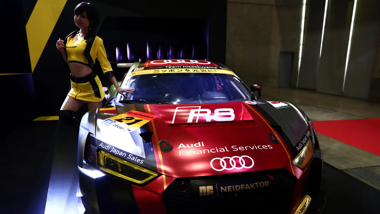 20170115- Pesona Model-model Cantik di Tokyo Auto Salon 2017-AFP Photo
