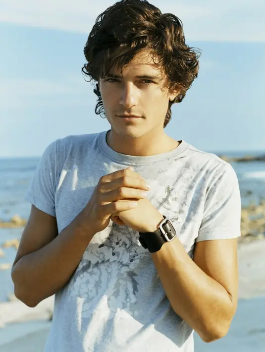 Bersama dengan Miranda Kerr, Orlando Bloom dianugerahi satu anak. Jadi, siapa yang masih meragukan gantengnya Orlando Bloom dulu dan kini? (Pinterest)