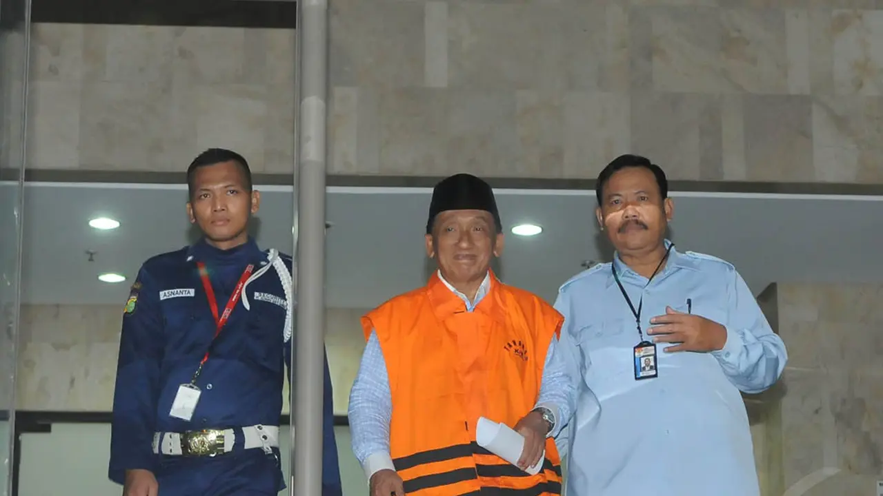 Senyum Ketua DPRD Bangkalan Saat Kembali Diperiksa KPK
