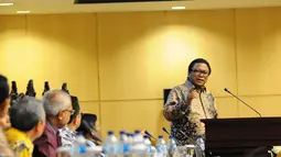 Dalam Rapat Pleno tersebut, Oesman Sapta keluar sebagai calon dari DPD yang diputuskan melalui voting, Jakarta, (6/10/14). (Liputan6.com/Andrian M Tunay)