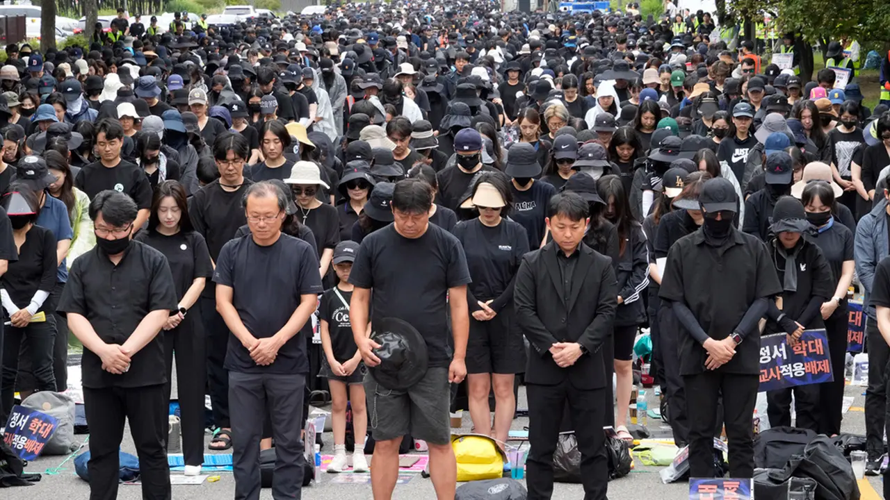 Unjuk Rasa Guru Korea Selatan