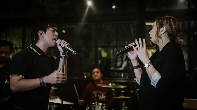 Wajib Swab, Ini 6 Momen Ultah Sara Wijayanto ke-42 Bareng Suami dan Sahabat