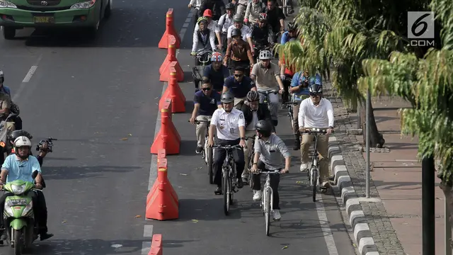 Anies Jajal Jalur Sepeda dari Veldrome ke Balai Kota DKI Jakarta