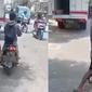 Bajing loncat curi muatan truk box (Instagram/@fakta.indo)