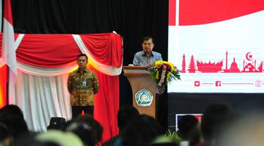 Wakil Presiden Jusuf Kalla (JK) meresmikan Pembukaan Festival Kebangsaan II 2019 di Universitas Muhammadiyah Malang, Sabtu (6/4/2019).