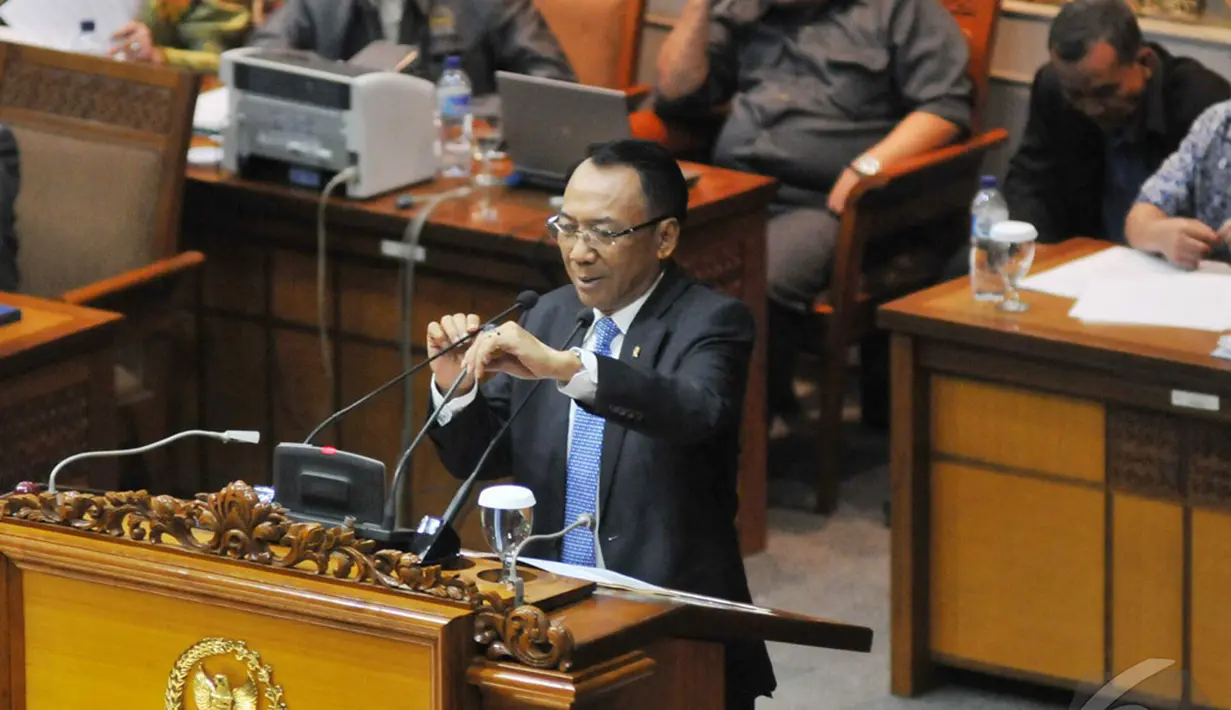Jika kuota 2 juta kl tersebut tidak diamankan, maka kemungkinan besar BBM bersubsidi akan habis pada pertengahan Oktober untuk solar dan pertengahan Desember untuk Premium, Jakarta, Selasa (26/8/2014) (Liputan6.com/Johan Tallo)