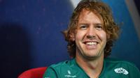 Pembalap Aston Martin, Sebastian Vettel. (AFP/Sylvain THOMAS).
