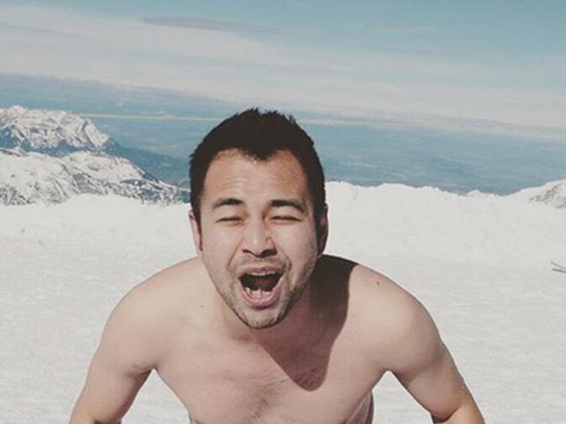 Top 3 Raffi Ahmad Nekat Buka Baju Di Gunung Salju Lifestyle Liputan6 Com #tiktokviral#tiktok challenge joget buka baju! top 3 raffi ahmad nekat buka baju di