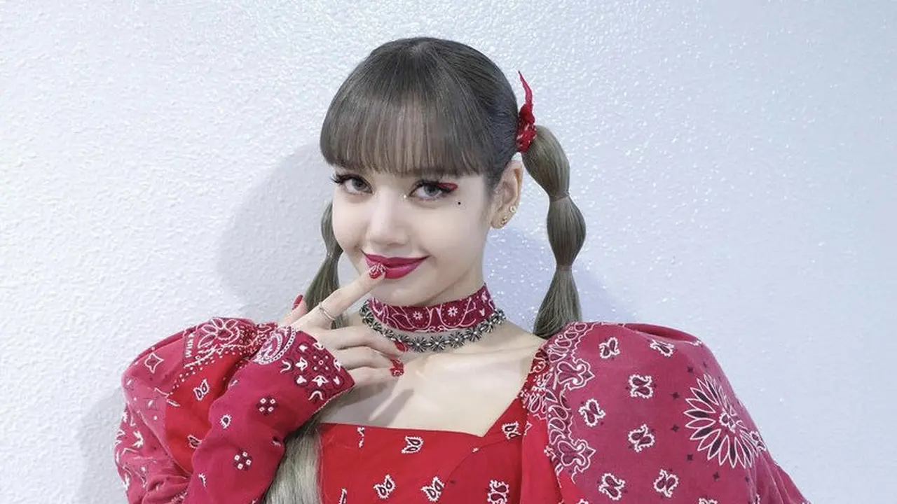 Gaya Lisa Blackpink Selama Promosi Album Terbaru