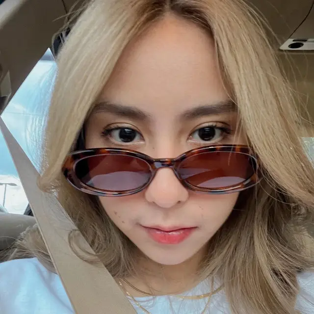 7 Potret Clairine Clay dengan Warna Rambut Baru, Disebut Bak Idol K-Pop