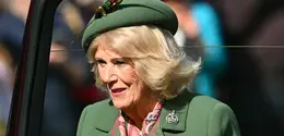 Ratu Camilla dari Inggris menghadiri acara tahunan Braemar Gathering di Braemar, Skotlandia tengah, pada 5 September 2026.
(ANDY BUCHANAN/AFP)