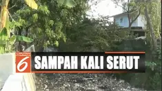 Menurut warga, lautan sampah ini terjadi akibat pembiaran yang dilakukan pemerintah setempat.