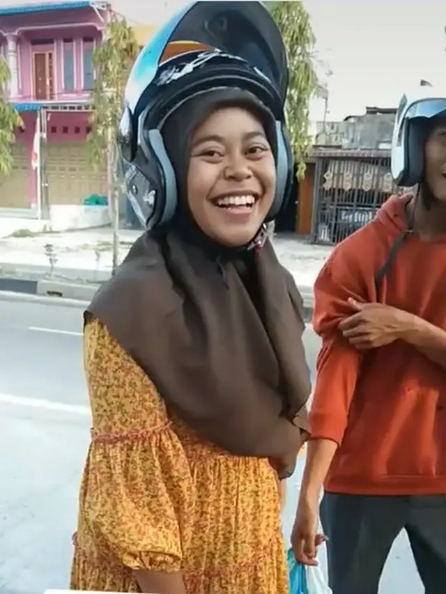 6 Potret Fira Aceh Wanita yang Disebut Mirip Lesty Kejora, Senyumnya Persis