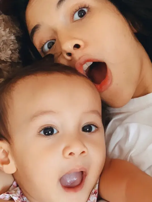 Putri Marino dan Chicco Jerikho (Instagram/putrimarino)