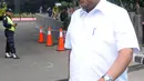 Bupati Karimun Aunur Rafiq usai menjalani pemeriksaan di Gedung KPK, Jakarta, Senin (27/8). Aunur menjadi saksi untuk tersangka Kasi Pengembangan Pendanaan Kawasan Perumahan dan Permukiman Kementerian Keuangan Yaya Purnomo. (Merdeka.com/Dwi Narwoko)
