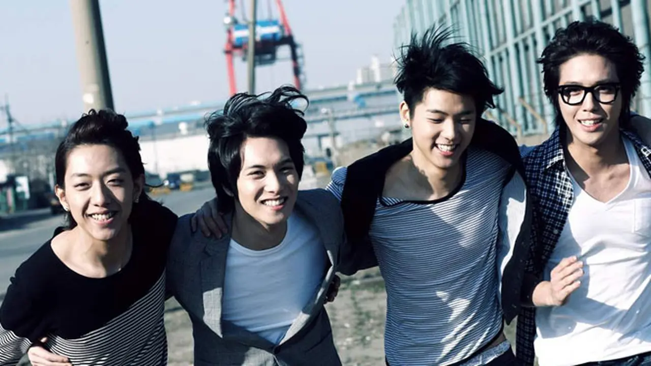 cn-blue-140210b.jpg