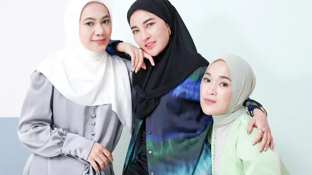 Pernah Diselingkuhi, Ini 6 Potret Kebersamaan Ririe Fairus dan Mommy ASF