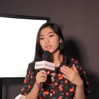 Ini rahasia Isyana dalam membuat lagu. Yuk, simak videonya.