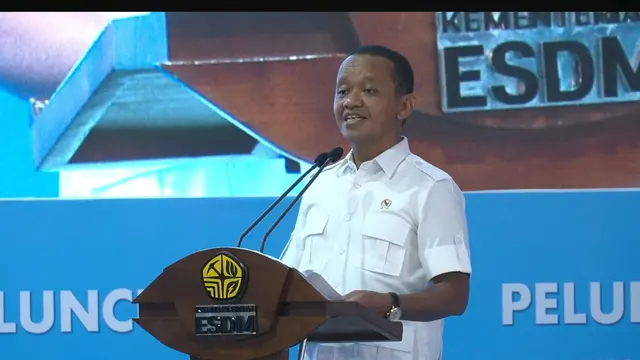 Menteri ESDM Bahlil Lahadalia saat memberikan sambutan pada peluncuran program Biodiesel B50 di Karawang, Kamis (9/7/2026)