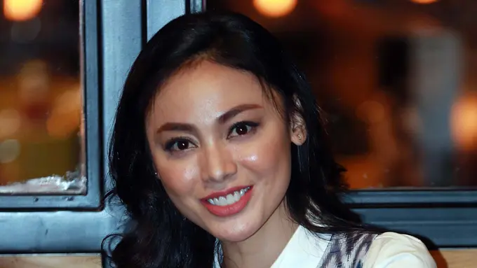 [Bintang] Whulandary Herman