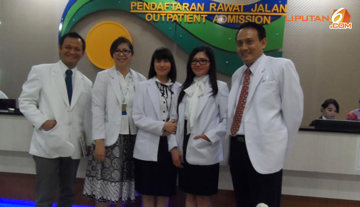 Para dokter di RS Pertamedika Sentul City, Jawa Barat. (Liputan6.com/Aditya Eka Prawira)