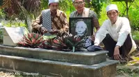 Cucu Asli Mak Erot Bicara Banyak Artis yang Berobat Vitalitas