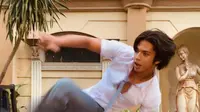 Arya Mohan Dapat Kado CD dari Fans Sinetron SCTV Asmara Gen Z, Isinya Bikin Bahagia Sekaligus Haru