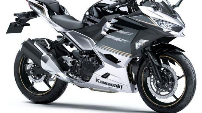 2 Warna  Baru Kawasaki Ninja  250 Menyambut 2019  Otomotif 