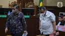 Ketiga hakim nonaktif pada Pengadilan Negeri (PN) Surabaya tersebut didakwa menerima suap Rp1 miliar dan SGD 308 ribu atau setara Rp 3,6 miliar. (Liputan6.com/Angga Yuniar)