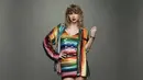 Mesi terhitung sangat mahal, penggemar sejati pasti kepengin banget nonton konser dan bertemu dengan idolanya secara langsung, bukan?(instagram/taylorswift)