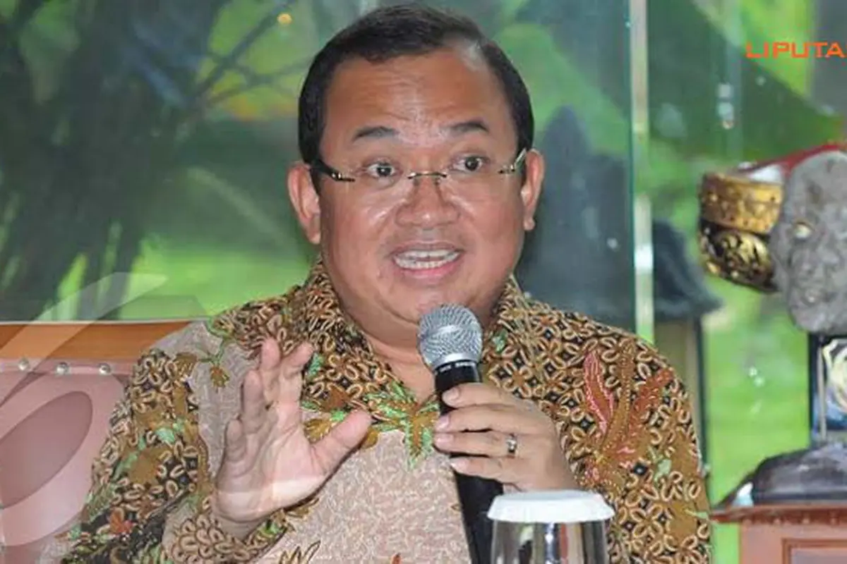 4-kunjungi-habibie-140203-b.jpg