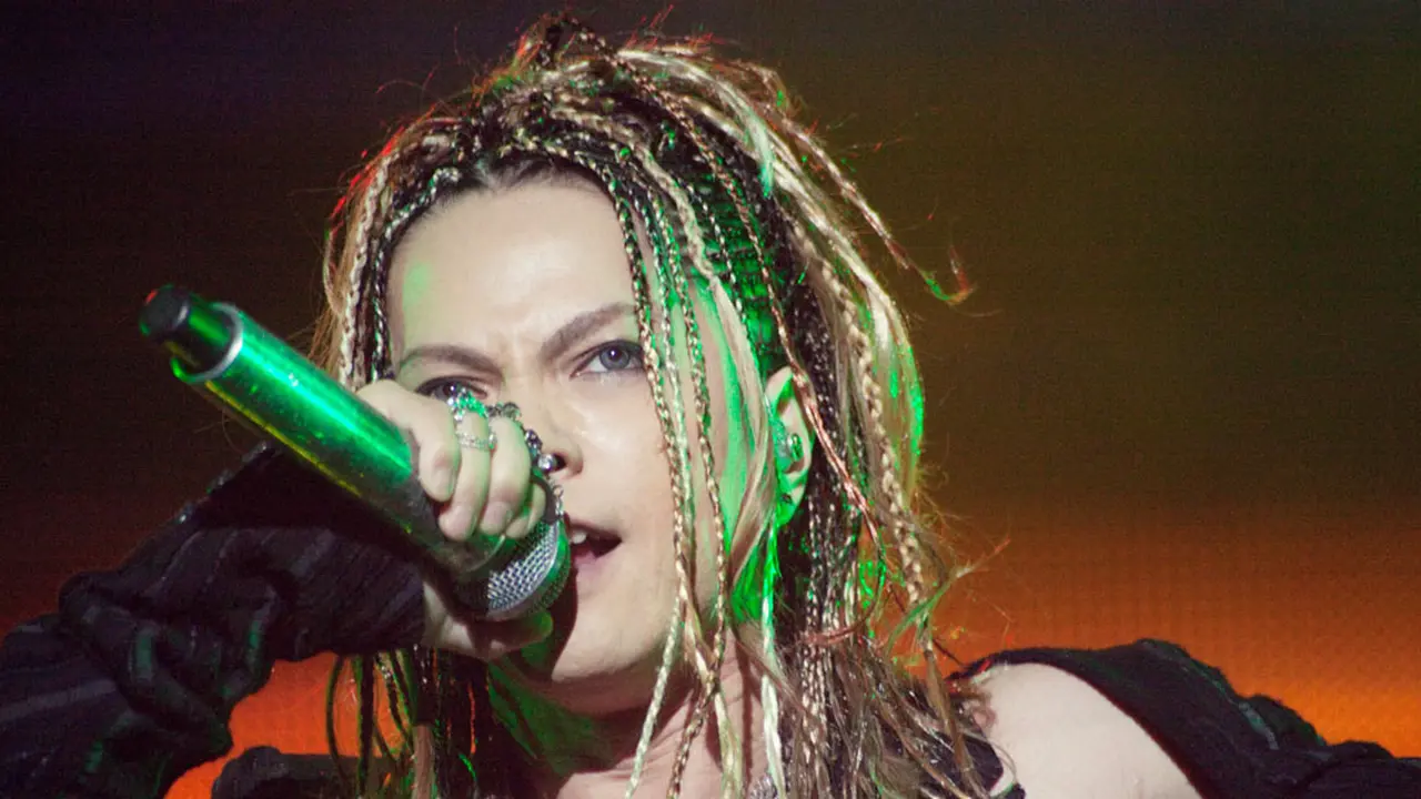 Hyde L'Arc-en-Ciel Produseri Lagu Anak-anak