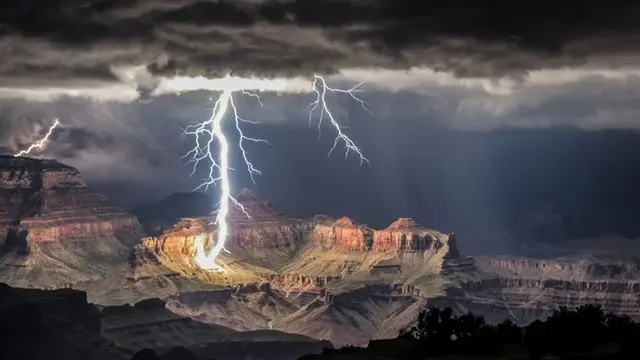5 Foto Petir Terdahsyat yang Pernah Tertangkap Kamera