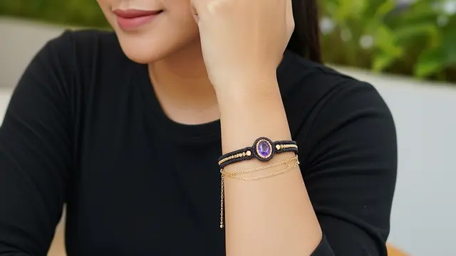 Model Gelang Emas Tali Kombinasi Batu Permata 2025